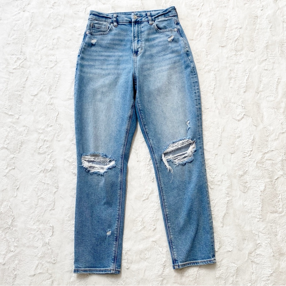 american eagle β’ curvy ripped mom jeans | 4 - Picture 4 of 13
